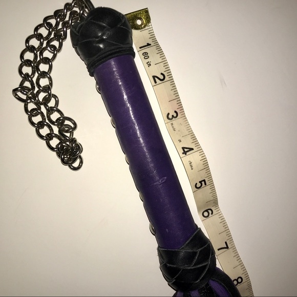 Premium Deerskin Flogger, Purple On Black - Picture 5 of 6